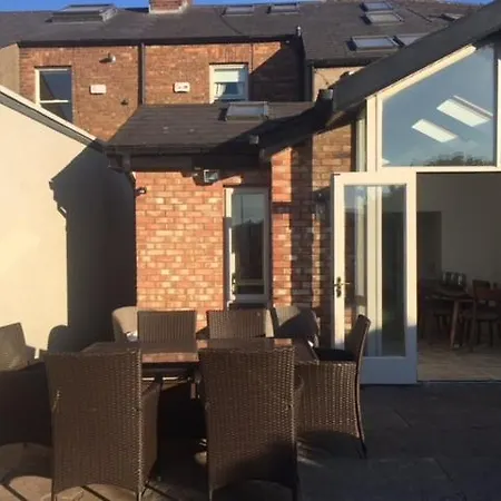 Victorian House With Cricket Ground Views